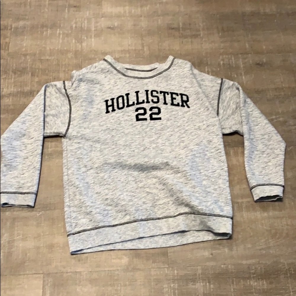 Sweatshirt